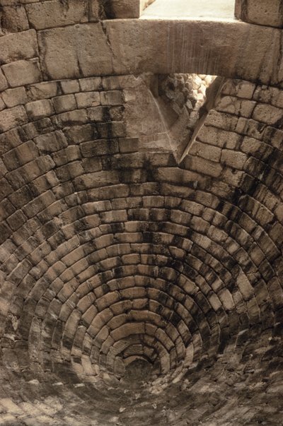 ದಿ ಟ್ರೆಜರಿ ಆಫ್ ಅಟ್ರಿಯಸ್, c.1300 BC ಟರ್ಕ್ by Mycenaean