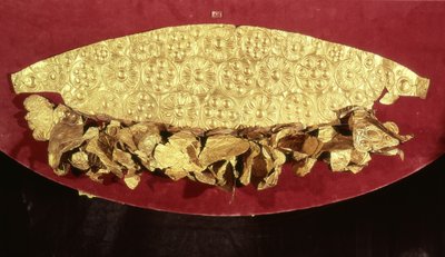 Bir mezardan taç, Üst Çember by Mycenaean Mycenaean