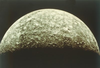 Merkür. by NASA Images
