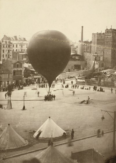 Le Neptune, Place Saint-Pierre, Montmartre, 23 Eylül 1870 by Nadar