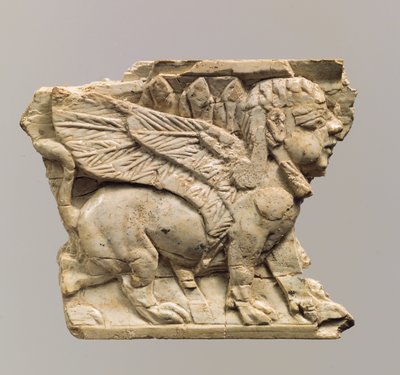 Sfenks kabartmalı mobilya levhası, MÖ 9.-8. yy. (fildişi) by Neo Assyrian
