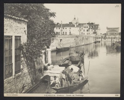 Kanal te Venedik Venedik - Giudecca - Canale del Pontelungo (nesne üzerindeki başlık) by Neue Photographische Gesellschaft
