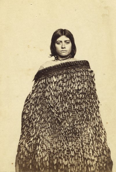 Mina Makata, Half Cast Maorie, c.1865 (albüm baskısı ve wc) by New Zealander Photographer