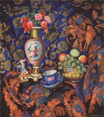 Porselen ve çiçeklerle natürmort, 1913 by Nikolai Semyonovich Zaytsev