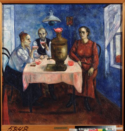 Çay saati (Günlük hayattan bir sahne, üzgün bir aile semaver etrafında toplanmış çay içer) - Çay içme - Resim Nikolai Vladimirovich Sinezubov (Nicolas Sinezouboff) (1891-1956), tuval üzerine yağlı boya by Nikolay Vladimirovic Sinezubov