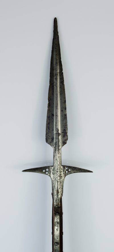 Lugged Spear, 15. yüzyılın ortası ile 16. yüzyılın başları (bakır dolgulu ve modern restorasyonlu çelik) by Northern Italian School