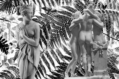 Statue con 2019 (dijital karışık medya) by Olivia Gozzano