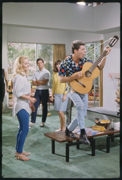 Frankie Avalon ve Salı Kaynak 