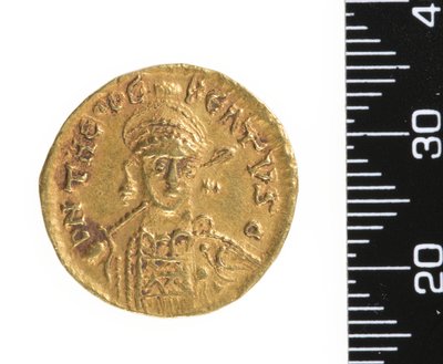 Madeni para (ön yüz) c.534-548 (altın) by Ostrogothic Ostrogothic