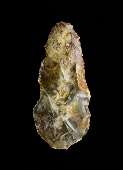 Handaxe (çakmaktaşı) by Paleolithic