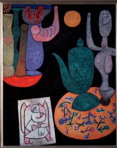 Siyah zemin üzerine natürmort - Resim by Paul Klee