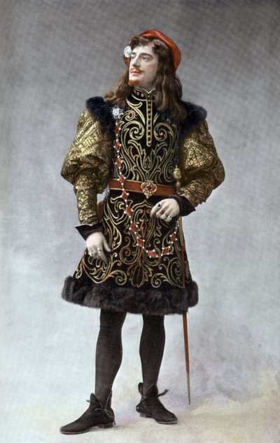 Fransız komedyen Jean Perier (1869-1954) Paris'teki "La reine Fiammette" operasında Giorgio d'Ast rolünde, fotoğraf Paul Nadar'ın Fransız gazetesi "Le Theatre"dan Şubat 1904 by Paul Nadar