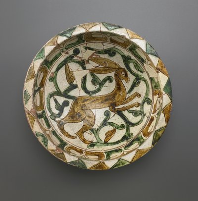 Kase, Selçuklu hanedanı, 12-13. yüzyıl (seramik) by Persian School