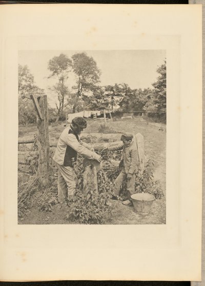 Öğütme Taşında - Bir Suffolk Çiftlik Bahçesi by Peter Henry Emerson