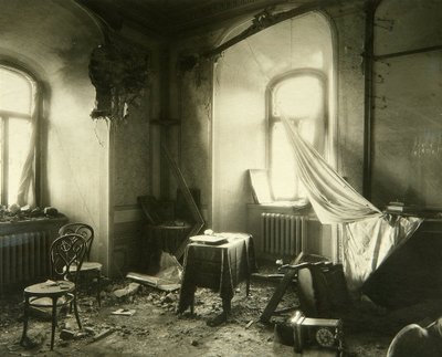 1917 Rus Devrimi: Kasım 1917 bombardımanından sonra Moskova Kremlin