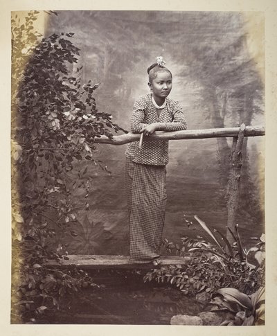 Bir Burmalı genç kızın portresi, Fotoğrafçı: Klier, Philip Adolphe Gladstone Koleksiyonu by Philip Adolphe Klier