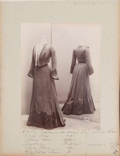 Albüm Sayfası: House of Worth, Kostüm by Photographer French