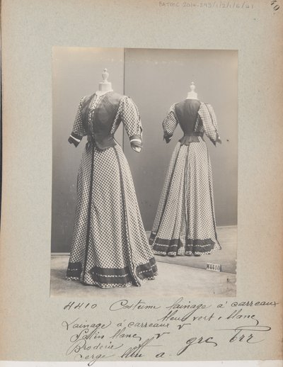 Albüm Sayfası: House of Worth, Kostüm by Photographer French