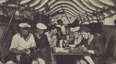 Bir Alman denizaltısında mürettebat odaları (s/b fotoğraf) by Photographer German
