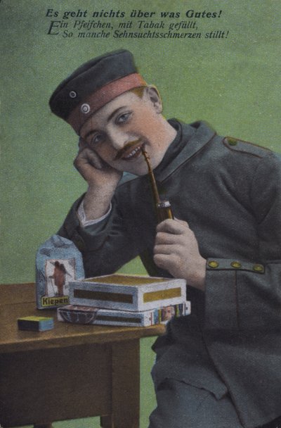 Alman askeri piposunu tüttürüyor (renkli fotoğraf) by Photographer German