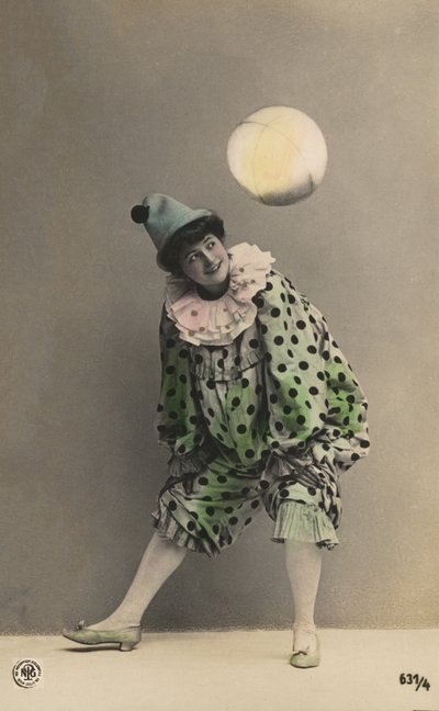 Palyaço gibi giyinmiş kız (renkli fotoğraf) by Photographer German