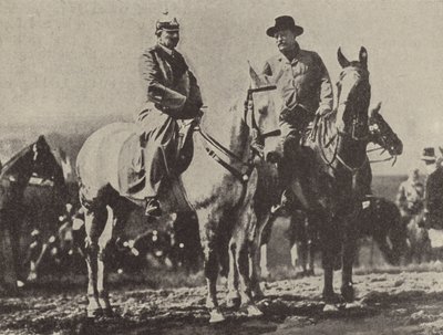 Almanya Kaiser Wilhelm II ve ABD Başkanı Theodore Roosevelt, Alman Ordusunu manevralarda izliyor by Photographer German