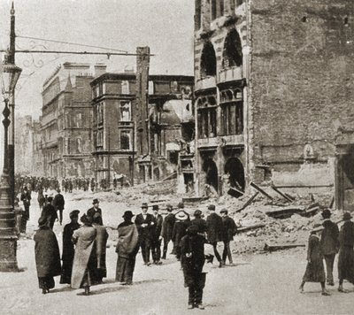Paskalya Ayaklanmasından sonra Dublin, Nisan 1916 (s/b fotoğraf) by Photographer Irish