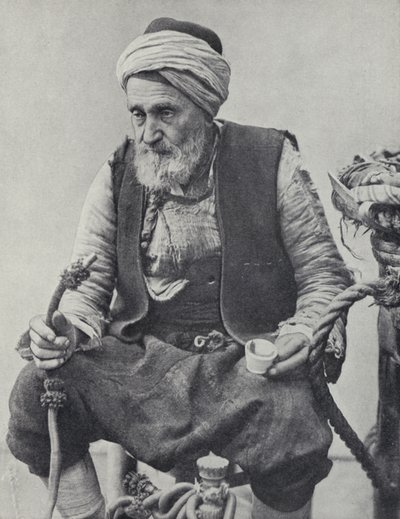 Nargile içen köylü, İzmir, Türkiye (s/b fotoğraf) by Photographer Turkish