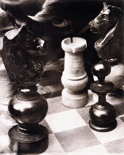 Satranç Oyunundan Sonra, 1930 dolayları (yağlı baskı) by Pierre Dubreuil