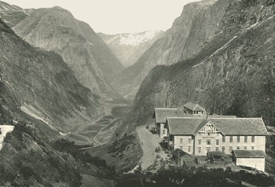 Vadi ve Otel, Stalheim, Norveç, 1895. by Poulton and Co
