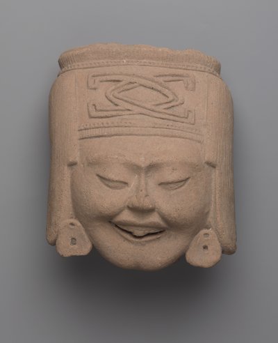 Gülen Kadının Başı, Totonac (seramik) by Pre Columbian