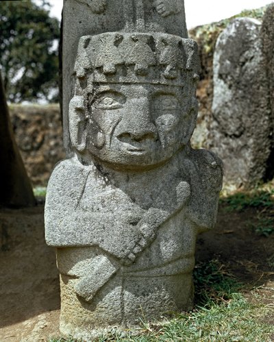Bir savaşçının megalitik heykeli by Pre-Columbian Pre-Columbian