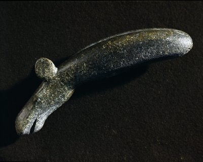 Prehistoire: Elan şeklindeki diyorit aracı. Taş Devri. İsveç Ulusal Eski Eserler Müzesi, Stockholm İsveç by Prehistoric Prehistoric