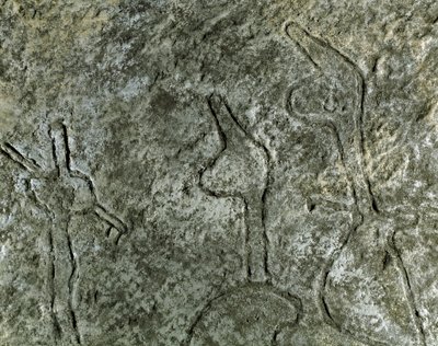 Tarihöncesi, kaya sanatı: bir av sahnesinin petroglif (taş üzerine grafiti). neolitik, taş devri. (Azerbaycan) Bronz çağı. Bakü, Azerbaycan Devlet Din Tarihi Müzesi by Prehistoric Prehistoric