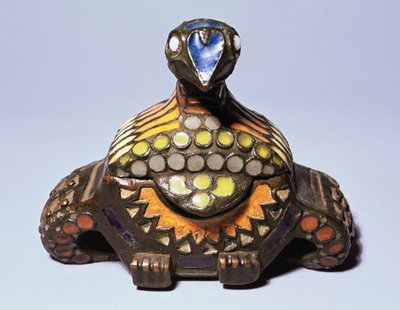 Talashkino atölyelerinden güvercin kutusu, c.1908 (bronz ve emaye) by Princess Maria Tenisheva