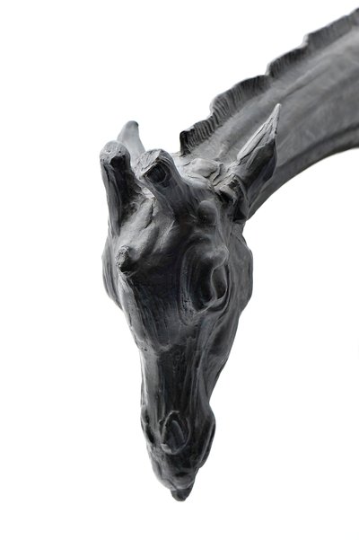 Başı Alçaltılmış Büyük Zürafa, 1909-10 modellenmiştir, 1913