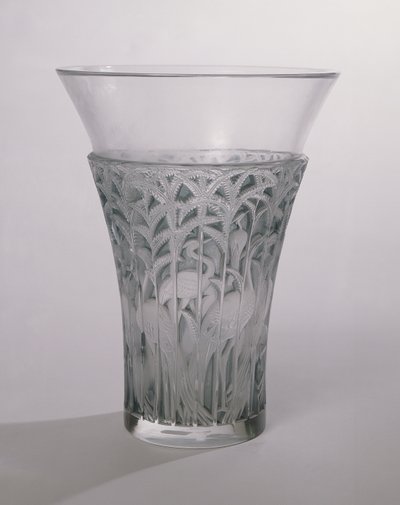 Ibis Vazo, 1934 (buzlu ve mavi cam) by Rene Jules Lalique