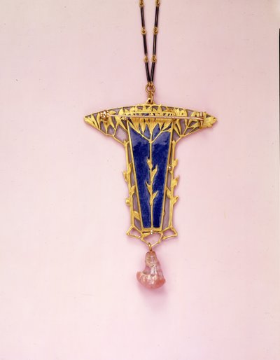 Sarkıt Broş ve Zincir (emaye, fildişi, altın ve inci) by Rene Jules Lalique