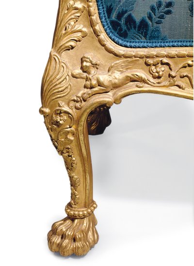 Bir George III yaldızlı kanepe by Robert Adam