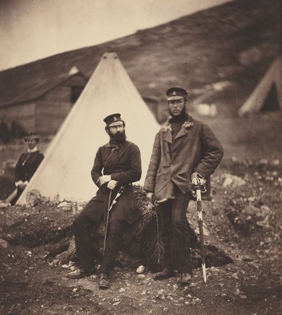 Kaptan Graham ve Kaptan MacLeod, 42. Alay by Roger Fenton