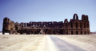 El-Djem Amfitiyatrosu (Tunus). by Roman
