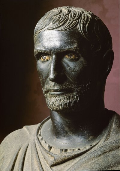 Brutus Büstü (Bruto Capitolino) (Capitolin) - Bronz heykel. 300 BC, Dim. 79 cm - Roma, Musei Capitolini, Palazzo dei Conservatori, Sala dei Trionfi - Capitoline Brutus olarak bilinen Lucius Junius Brutus