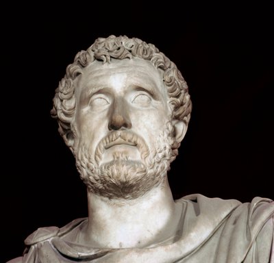 İmparator Antoninus Pius (86-181) büstü. Lanuvio