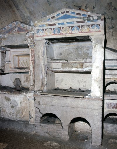 Columbarium - Pomponis Hylax