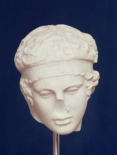 Diadumenos başı (mermer) (ayrıca bkz. 293766) by Roman