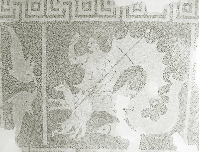 Helenistik çakıl Mozaiği Scylla ve Charybdis boğazı koruyor, Scylla