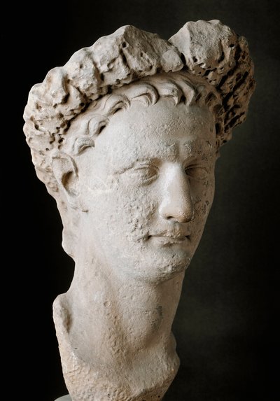 Roma İmparatoru Domitian'ın mermer başı (Titus Flavius Domitian) (MS 51-96) Roma, Museo Nazionale Romano - Domitian Başkanı (Titus Flavius Domitian) (MS 51-96). Mermer. Ulusal Roma Müzesi, Roma, İtalya by Roman