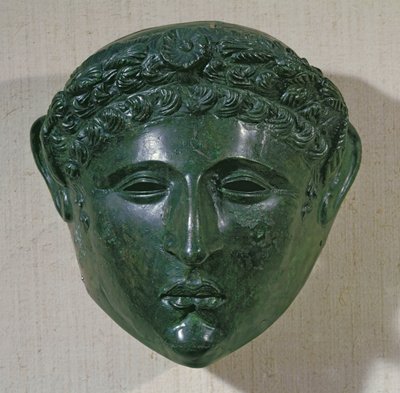 Geçit töreni kaskından maske, Hircova, Romanya
