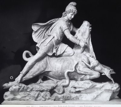 Boğayı kesen Mithras, Mithra kültünün temsili (mermer) by Roman