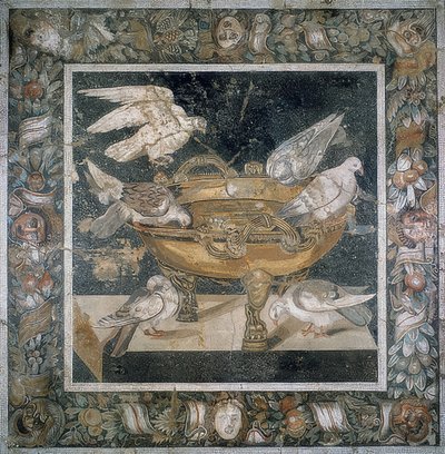Bir labrumun kenarında bir grup güvercinle Pompeii